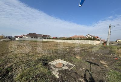 Teren de 1100 mp, în Central