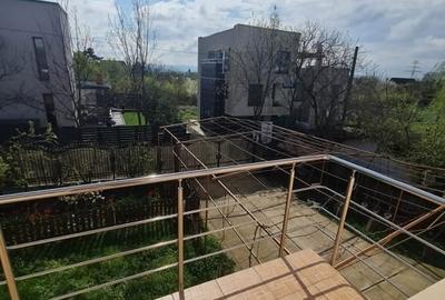 Apartament cu 4 camere decomandat în Galata - 4