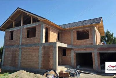 Casa Moderna in Noul Ansamblu Phoenix Sangeorgiu de Mures - 4