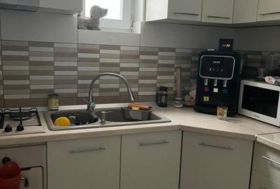 Casa de inchiriat cu 4 camere, zona INEL II - 5