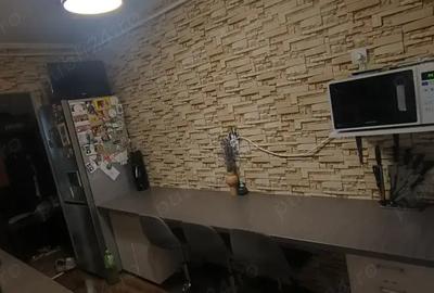 Apartament cu 3 camere decomandat în Luduș - 9