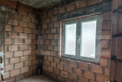 Casa la rosu de vanzare in Vulcan - Brasov - 22