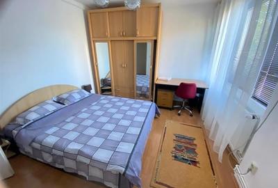 3 camere confort 1 etaj 3 zona Medicina CENTRALA PROPRIE - 11