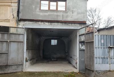 Spațiu comercial, de 60 mp, în Central