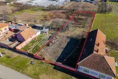 Teren Construcții intravilan de 1295 mp, în Șiria - 1