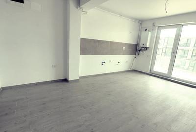 Apartament cu 3 camere semidecomandat în Central - 3