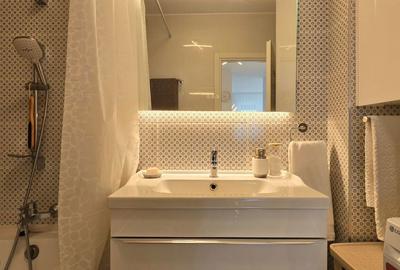 Apartament cu 3 camere decomandat în Decebal