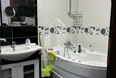 Apartament cu 2 camere decomandat în UTA - 1