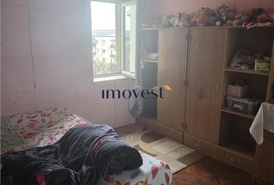 Apartament cu 3 camere decomandat în Micro 15 - 14