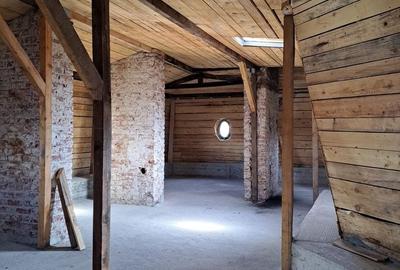 Casă individuală cu 8 camere cu Canalizare în Știrbei Vodă - 6