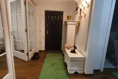 Apartament cu 3 camere decomandat în Rădăuți