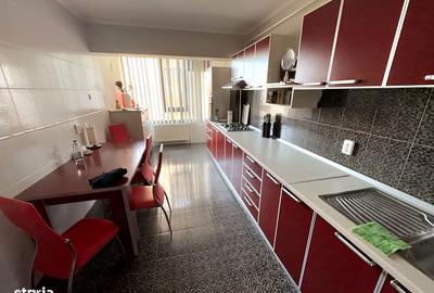 Apartament cu 3 camere decomandat, mobilat în Central - 2