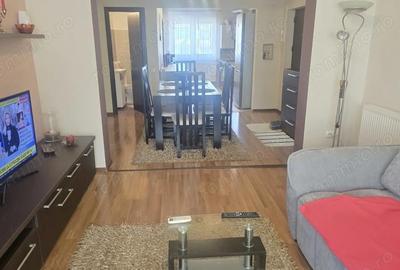 Apartament cu 3 camere decomandat în Central - 1