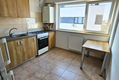 Apartament cu 3 camere decomandat, mobilat în 1 Decembrie 1918