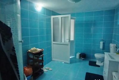 Casă cu 5 camere cu Teren 590 Mp în Central