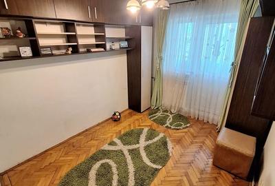 Apartament cu 3 camere decomandat în Calea București - 3