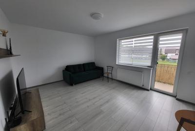Apartament cu 3 camere decomandat, mobilat în Tractorul - 5