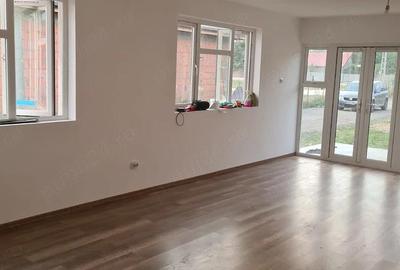 Casă cu Teren 350 Mp în Cojasca - 6