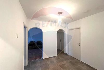 Apartament cu 3 camere decomandat în Republicii - 6