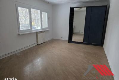 Apartament cu 2 camere decomandat în Lipovei - 10