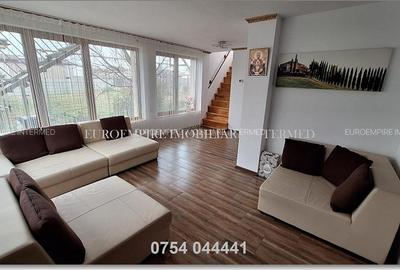 Casă cu 5 camere cu Garaj în Km 5 - 5