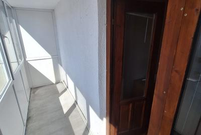 3 camere .. Calea Martirilor ... 72000  euro - 12