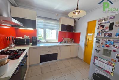 Apartament cu 3 camere decomandat în Băneasa - 12