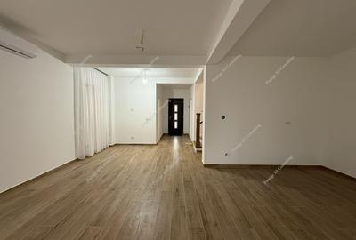 Duplex cu 5 camere cu Teren 295 Mp în Giroc - 2