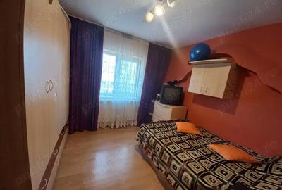 Apartament cu 3 camere semidecomandat în Orizont - 7
