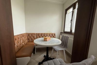 De vanzare Apartament 3 Camere Mobilat/Utilat Etaj 2 - 4