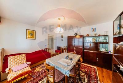 Apartament cu 2 camere semidecomandat în Boul Roșu - 1