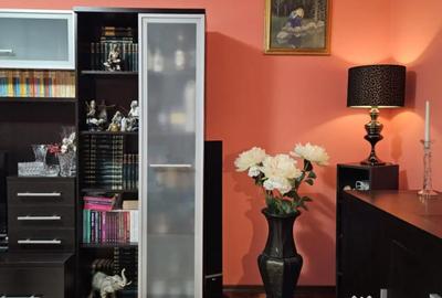 Apartament cu 3 camere decomandat în Democrației - 11