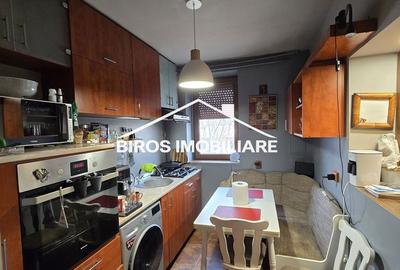 Apartament cu 2 camere semidecomandat în Calea București
