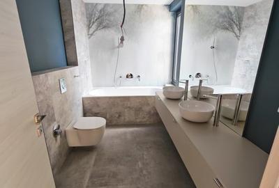 Duplex cu 5 camere cu Canalizare în Central - 3