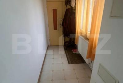 Casă cu 4 camere cu Teren 370 Mp în Central