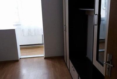 Apartament cu 2 camere decomandat, mobilat în Alexandru cel Bun - 2