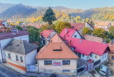 Casă cu 3 camere în Central