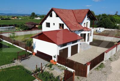 Vila intr o zona rezidentiala,15km de Brasov - 1