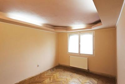 Apartament cu 2 camere semidecomandat în Central - 2