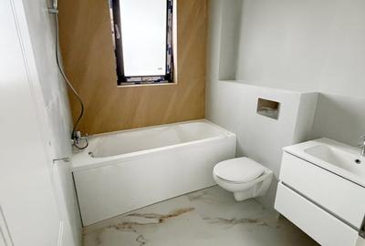 Casă cu 4 camere cu Teren 200 Mp în Central