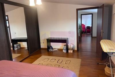 Apartament cu 3 camere semidecomandat în Bragadiru - 1