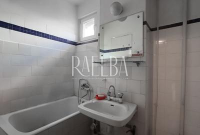 Apartament cu 3 camere semidecomandat în Teiul Doamnei - 17