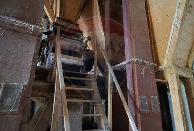 Casă cu 10 camere cu Teren 1000 Mp în Chisindia - 31