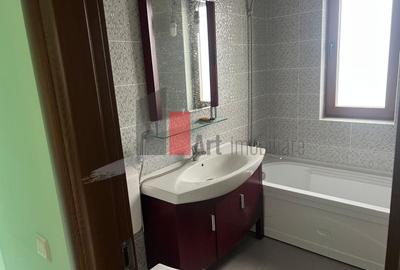 Casă individuală cu 3 camere cu Canalizare în Copăceni - 12