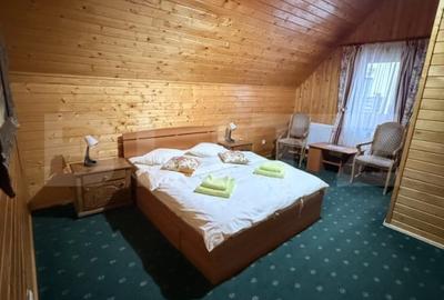 Casă individuală cu 7 camere cu Canalizare în Predeal - 3