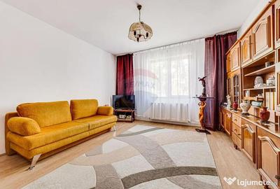 Casă cu 4 camere cu Garaj în Subcetate - 7