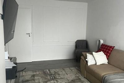 Apartament cu 3 camere decomandat în Apărătorii Patriei - 3