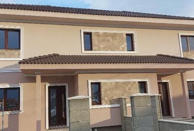 Casă cu 3 camere cu Teren 337 Mp în Moșnița Nouă - 1