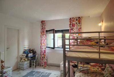 OCAZIE UNICA!!! Vila de lux, intr-o zona linistita, la 20 minute de Ploiesti - 1