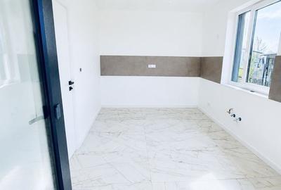 Casă cu 4 camere în Miroslava - 3
